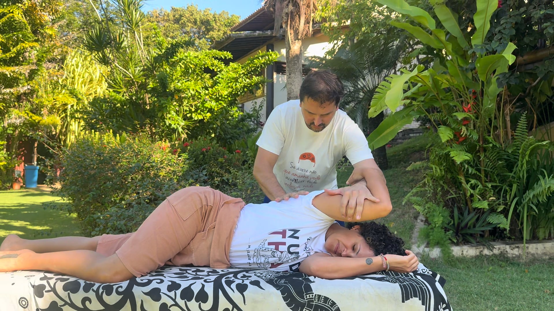 Thai Table 2 - Advanced Stretching (Side Position)