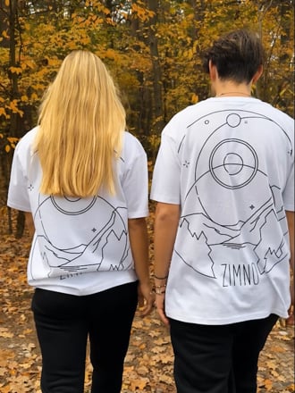 Video: T-Shirt Oversize Szlaki Kosmosu Biały UNISEX