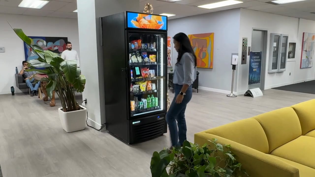 https://i.vimeocdn.com/video/2039481037-8d0efc3bf66712e64e56411ad7c7250d911e66d7aaa7fb1cf9e6df46d0374e9c-d