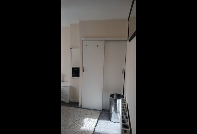 Double room students and professionals. Welcome  Main Photo