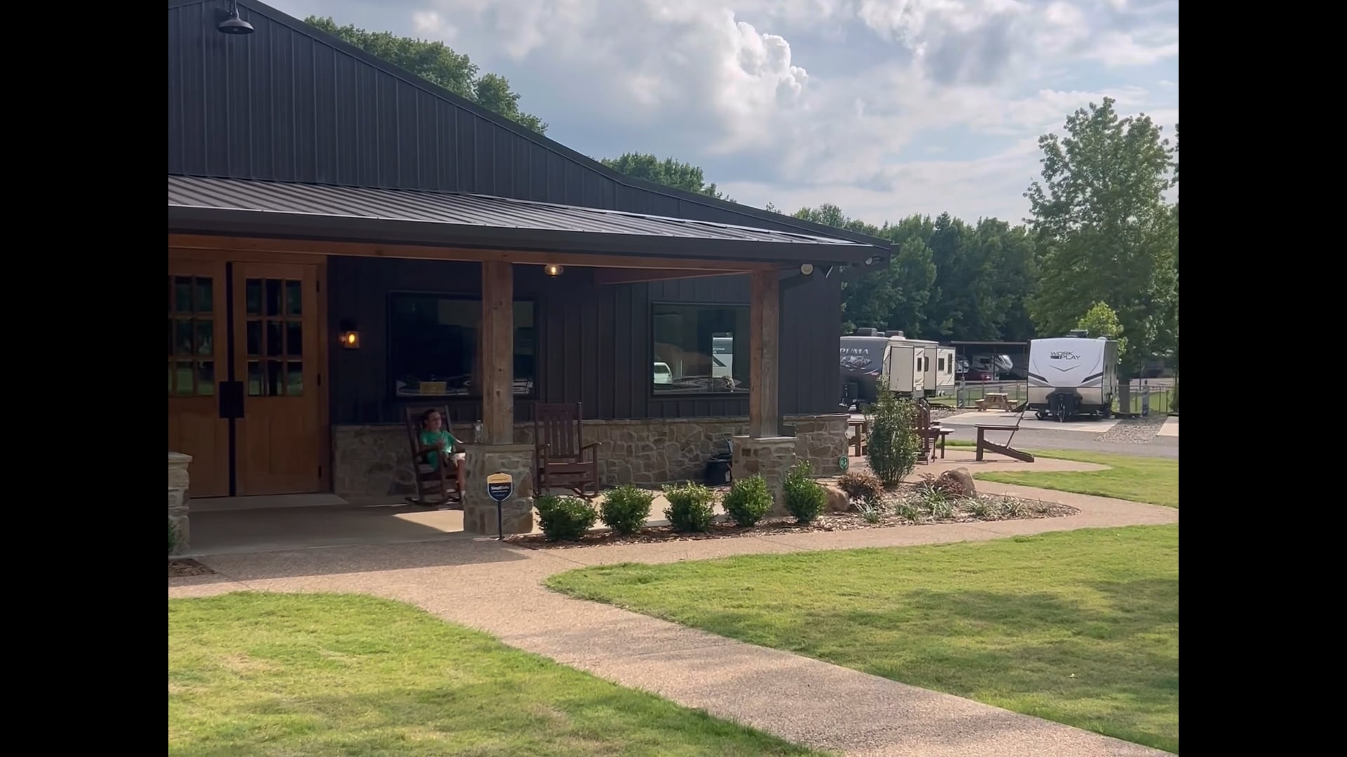 Field Of Dreams RV Resort & Storage photo 2