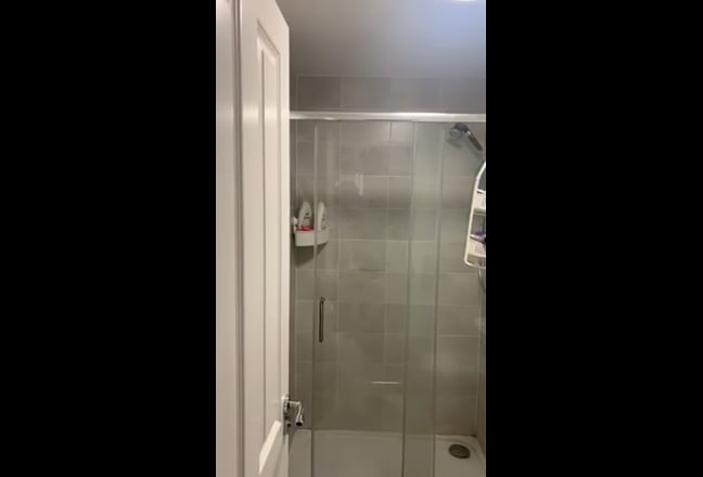 1 Ensuite room &  1 double room - B5 Central Main Photo
