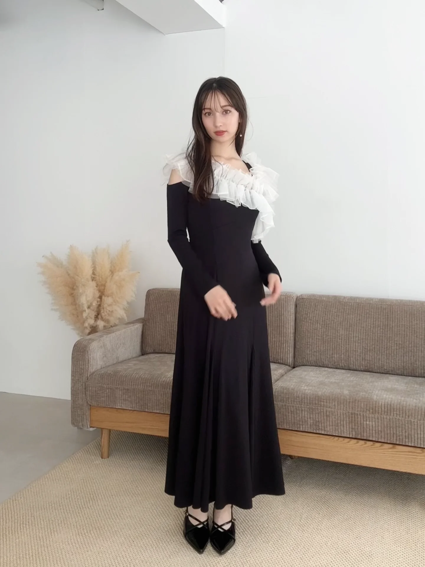 クロスフリルカットワンピース｜ダズリン（dazzlin）公式通販