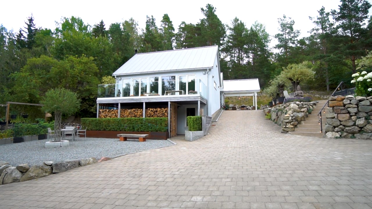 4 rum Villa på Isbjörnsvägen 33 Viksberg Södertälje kommun - video