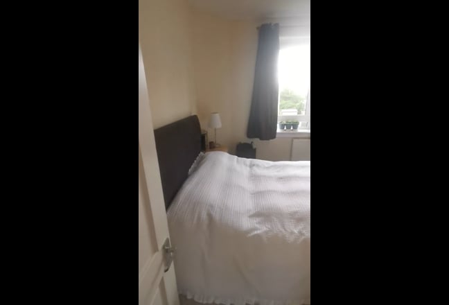 Single Bedroom £600 All Bills Inc Main Photo