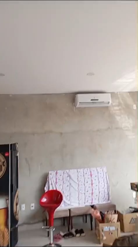 https://i.vimeocdn.com/video/2039868538-f90285c957ffccc8e8b69a0093a0164f972485be8d4150d2ef63db298600895d-d