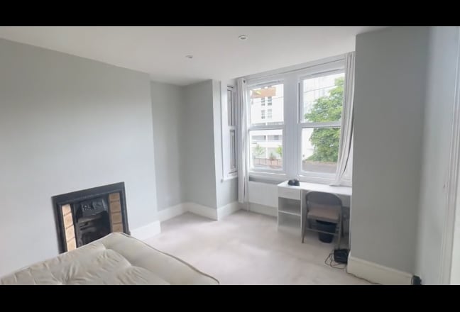 Large Double En-Suite Room Room C Main Photo
