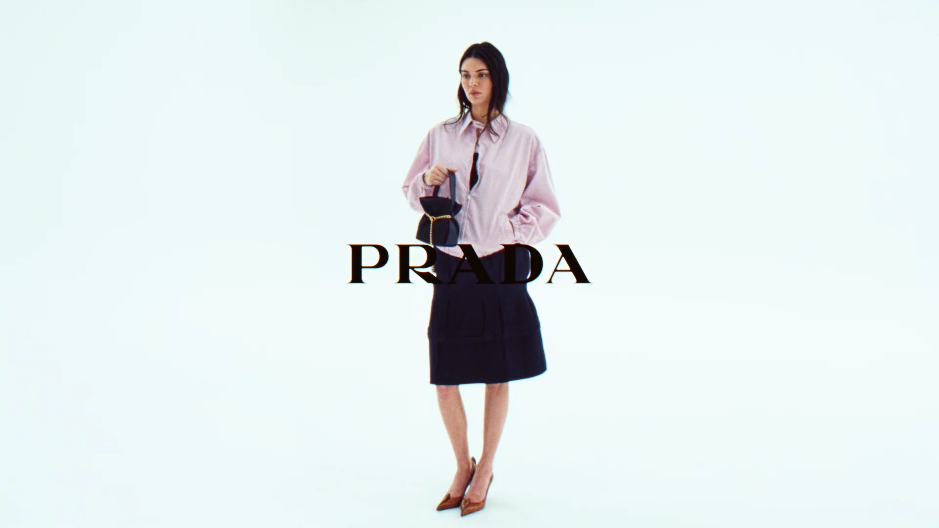 PRADAの2025年秋冬広告キャンペーンが公開
