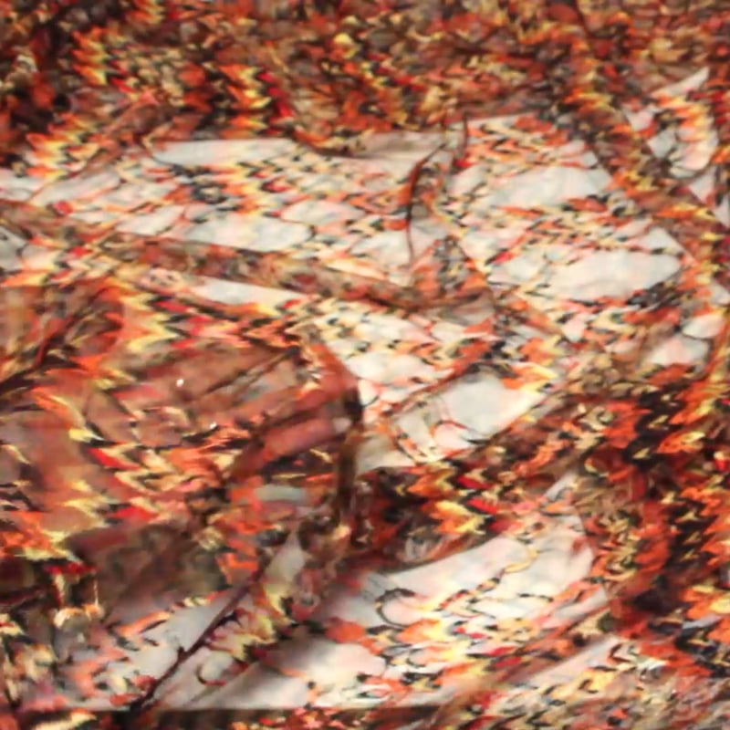 Vidéo: Dentelle - Zigzag incandescent