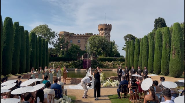 Video wedding in a castle
