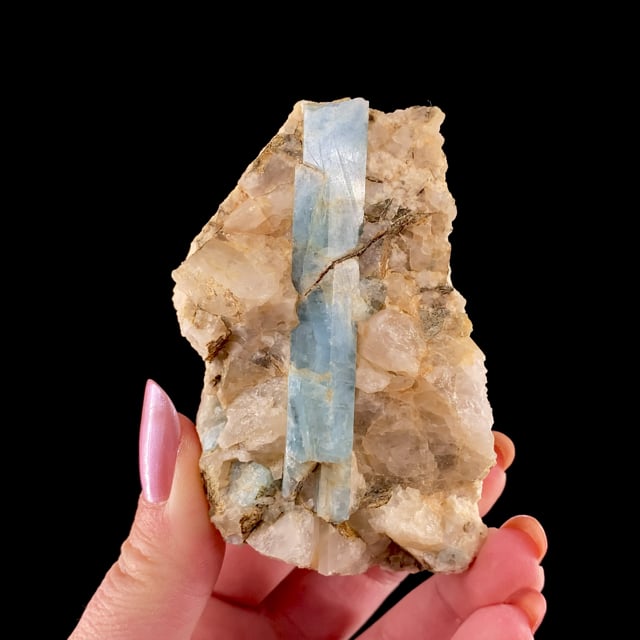 Beryl var: Aquamarine (excellent locality specimen) | Amelia, Amelia Co ...