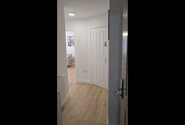 Bespoke 1-Bedroom Apartment Main Photo