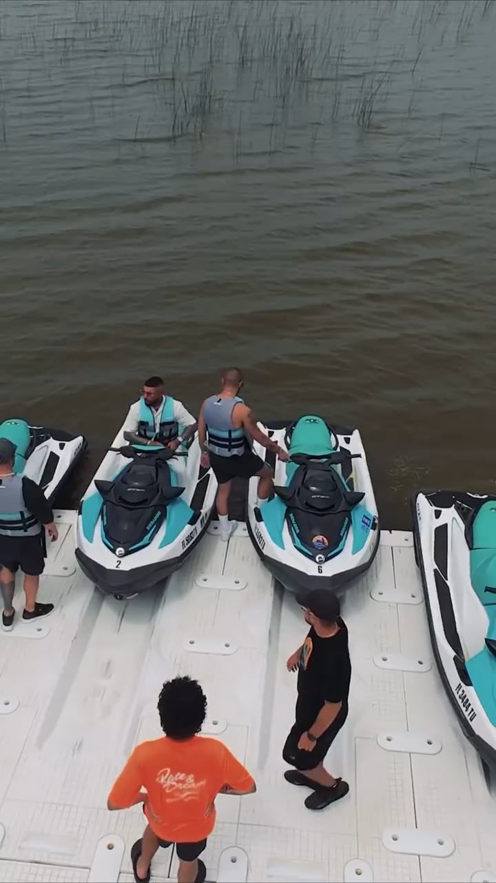https://i.vimeocdn.com/video/2041177316-c3a95a138779aacd9d82745507a8cd5c6ce103dc1a1bcb705ad51d086555b9da-d