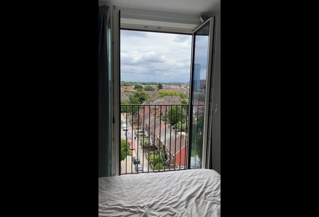 Video 1: Bedroom to rent