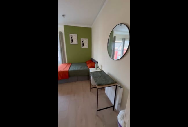 Lovely Double Room Main Photo