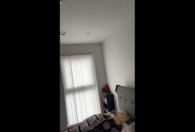 Double room in a two bedroom/own bathroom  Main Photo