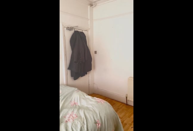 Professional House share Main Photo
