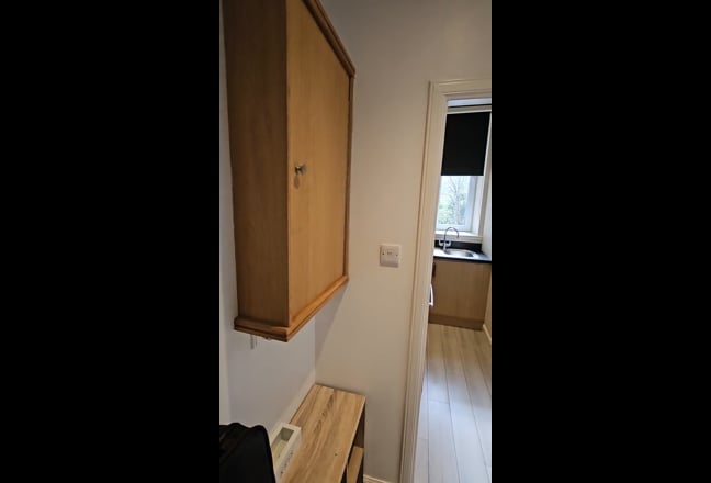 Bright, Central 1-Bed Flat Near His Majesty’s Thea Main Photo