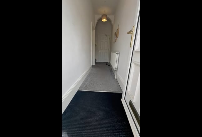 Stunning Dbl Rooms - Incl Bills & Cleaner Main Photo