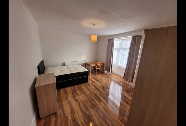 Very Large Kingsize  & Double Rooms Main Photo
