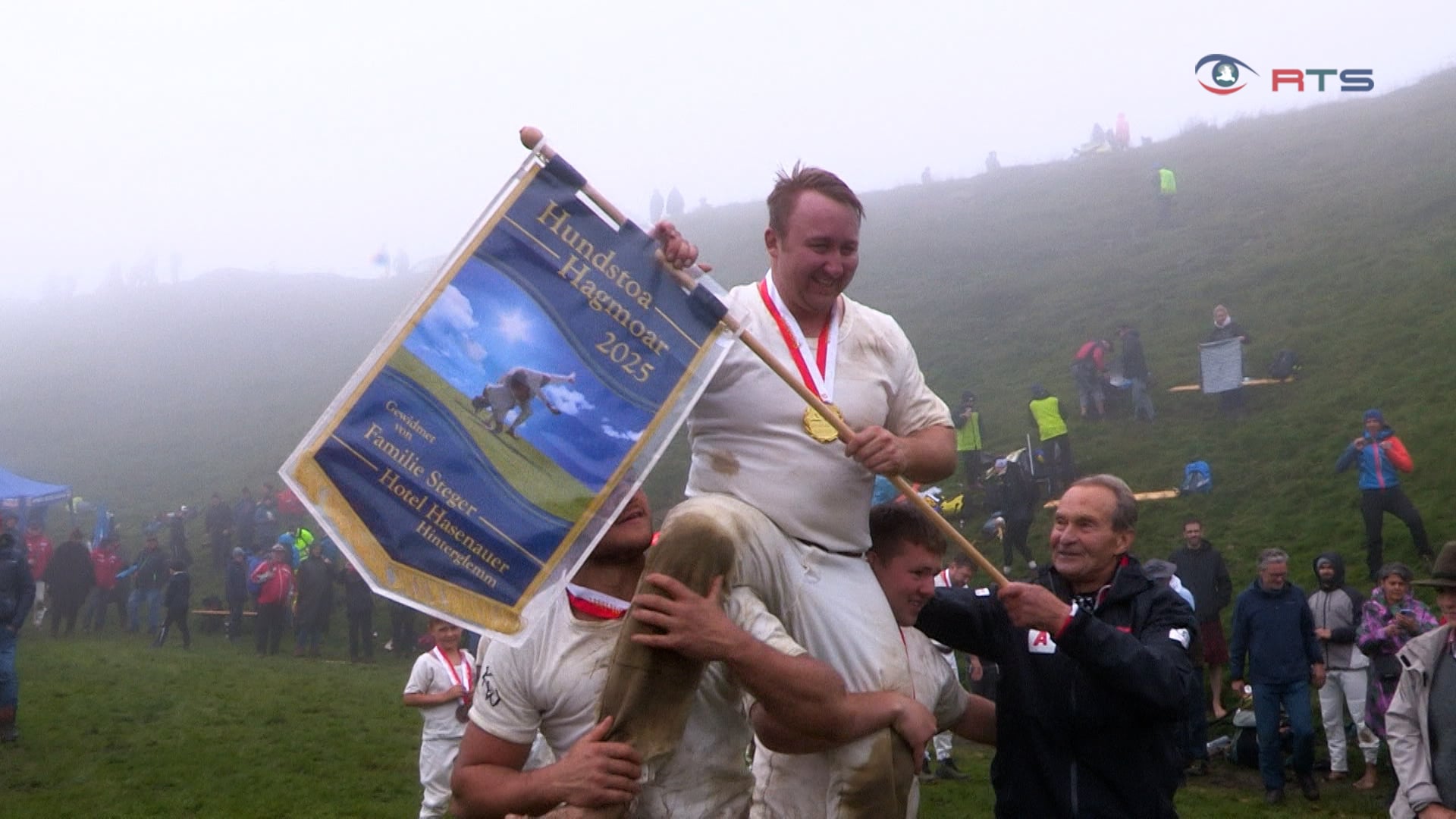 hundstoaranggeln-tradition-mit-kraft