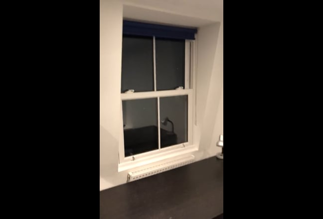 A Double Room  in Hammersmith Main Photo