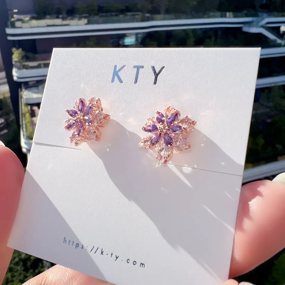 broadly01■3120+1590×2=6300■ヒーリングハーブス社 Brilliant 2Flower ピアス/purple | KTY
