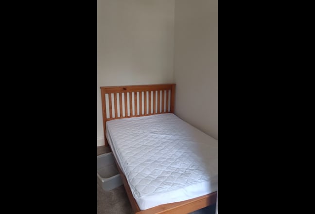 Lovely 4 student house available in Fulford Main Photo