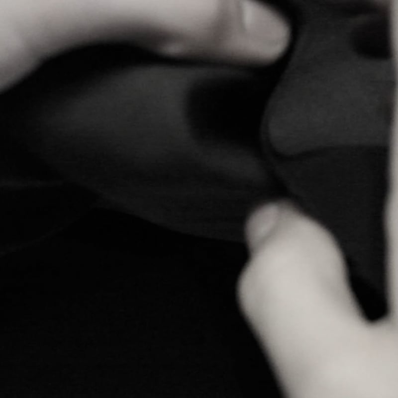 Vidéo: Satin mat coton & élasthanne - Marron