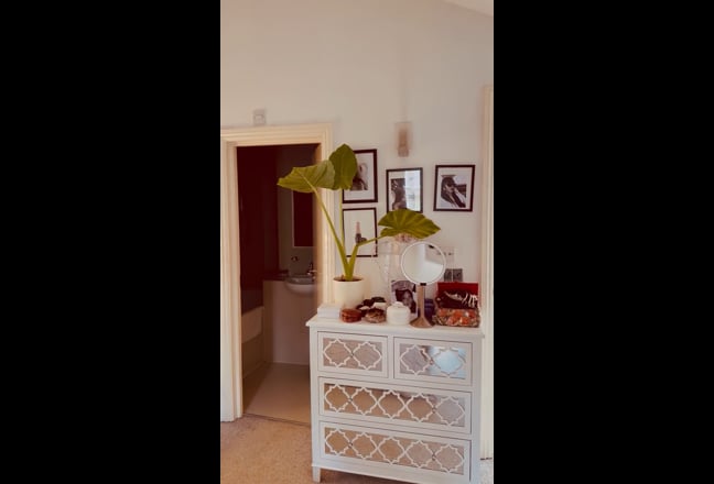 Lovely cozy 2 bedrooms split level Main Photo