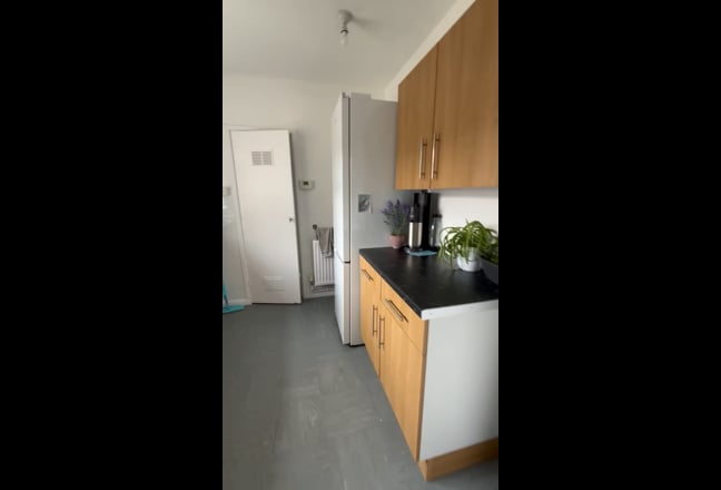 Video 1: Double bedroom