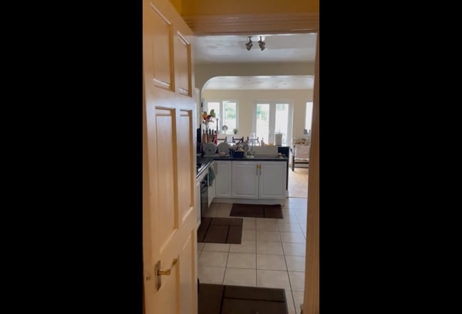 Ensuite Loft - Double Room with Independent Bath  Main Photo