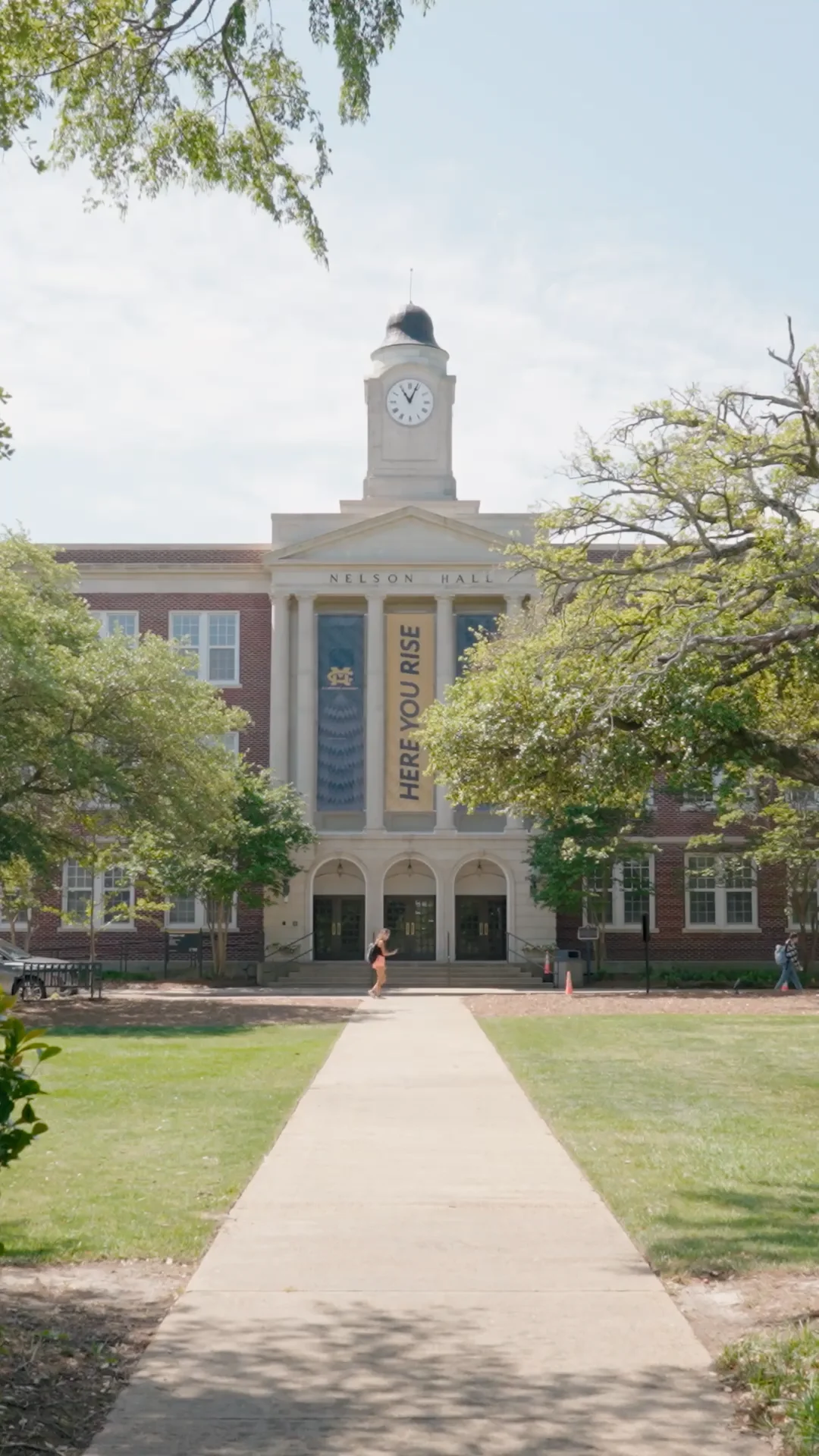 BP/MS COLLEGE LOGO ZIP フ―ディー Amazon.com: UGP Campus Apparel AZ1041 - Air Force Academy