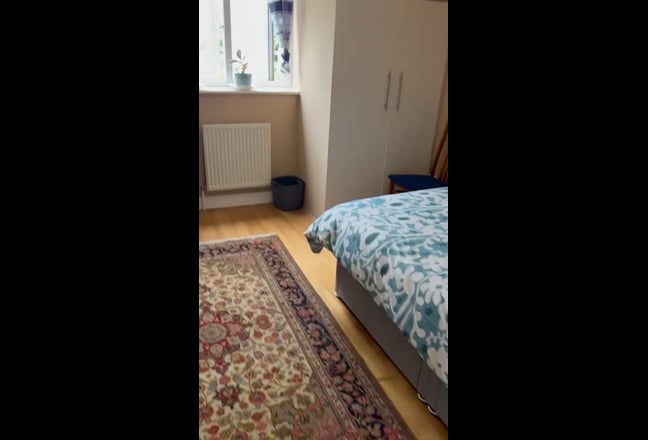 Double Room to Let IN Barnet NW2 for £830 Main Photo