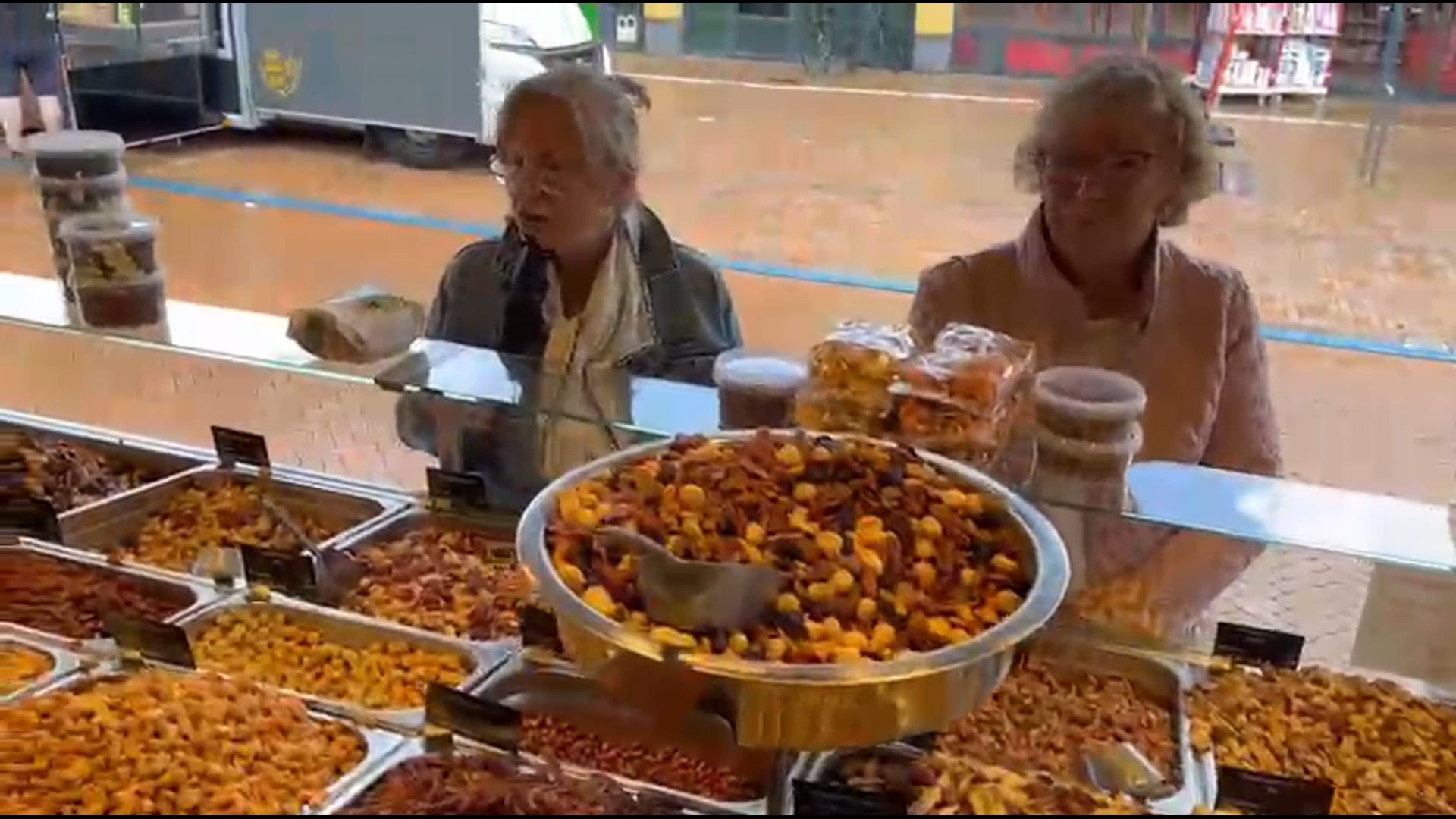 Weekmarkt Roden komkommertijd