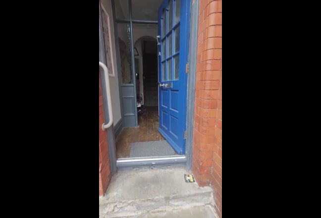 Video 1: Entrance