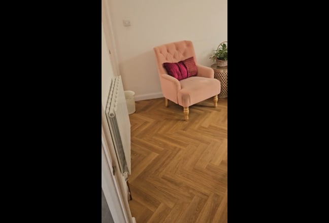 Small furnished double room with attached bathroom Main Photo