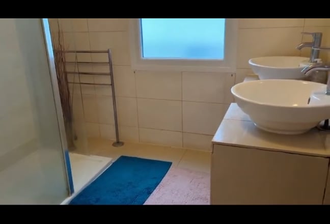 Large double near Gunnersbury Tube Zone3 Main Photo