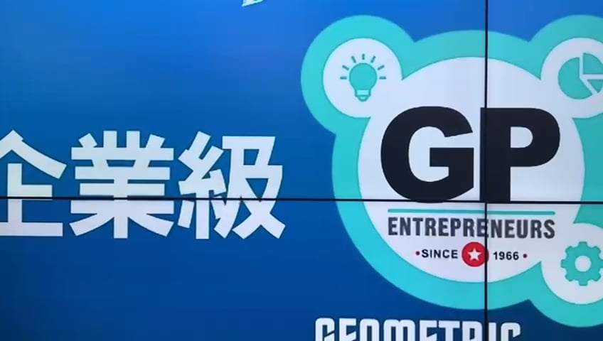 https://i.vimeocdn.com/video/2043601437-84f84630575fa81cffe8e91537ee6610a09d23ba1c2199c548973951103bcb5b-d