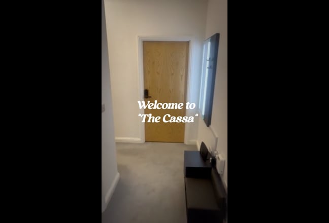Lux En-Suite Erith • Parking • Smart Lock • Sky TV Main Photo