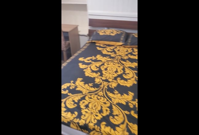 Full Ensuite Bedroom- Newcastle City Center -  Main Photo