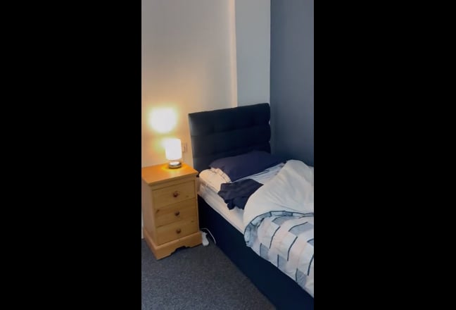 Large Single Room by South Park Main Photo