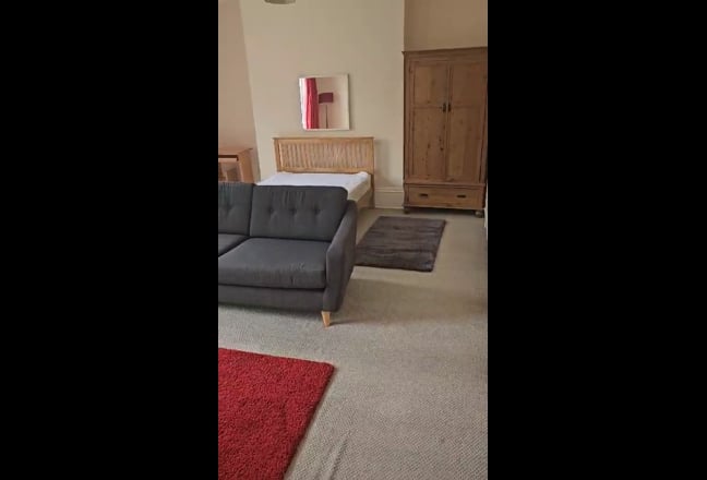 Two Double Rooms Available Main Photo