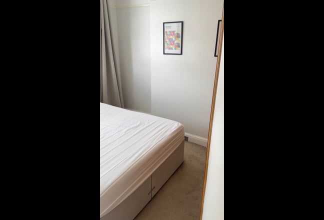 2x Double, Parking, Garden, 5min Maidstone Ctr! Main Photo
