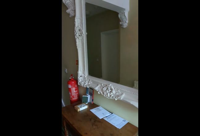 🌟 Super Neat En-suite Double Room 🌟 Main Photo