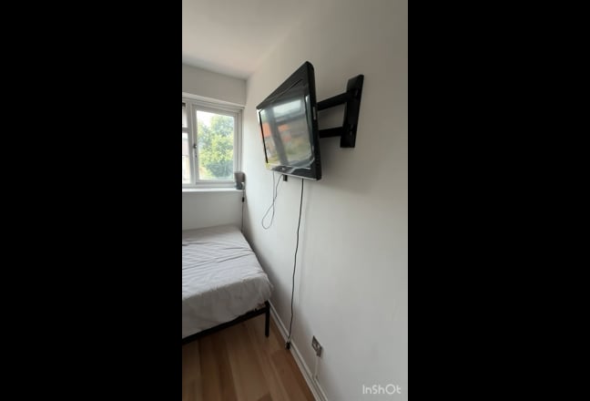 Small double room Main Photo