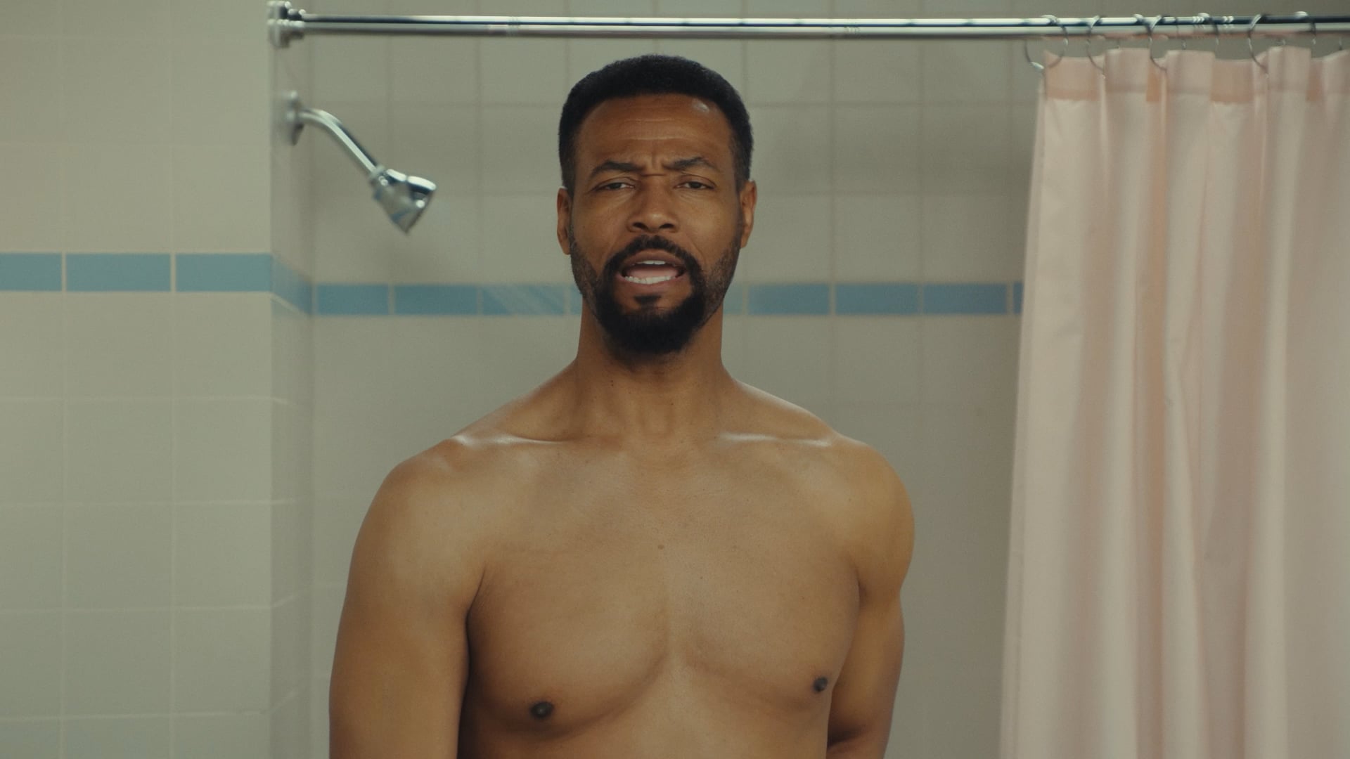 Old Spice "Smells like a Football Player" / Rhys Thomas