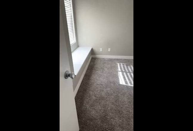Room for rent  Main Photo