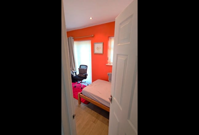 Single room - Furnished - With garden access Main Photo