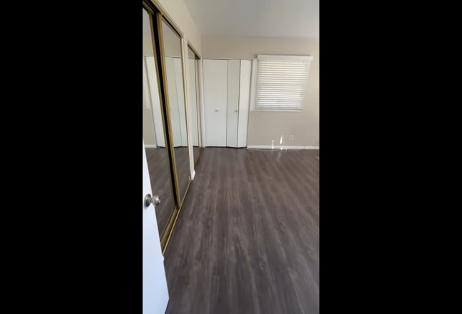 Primary bedroom and private bathroom  Main Photo